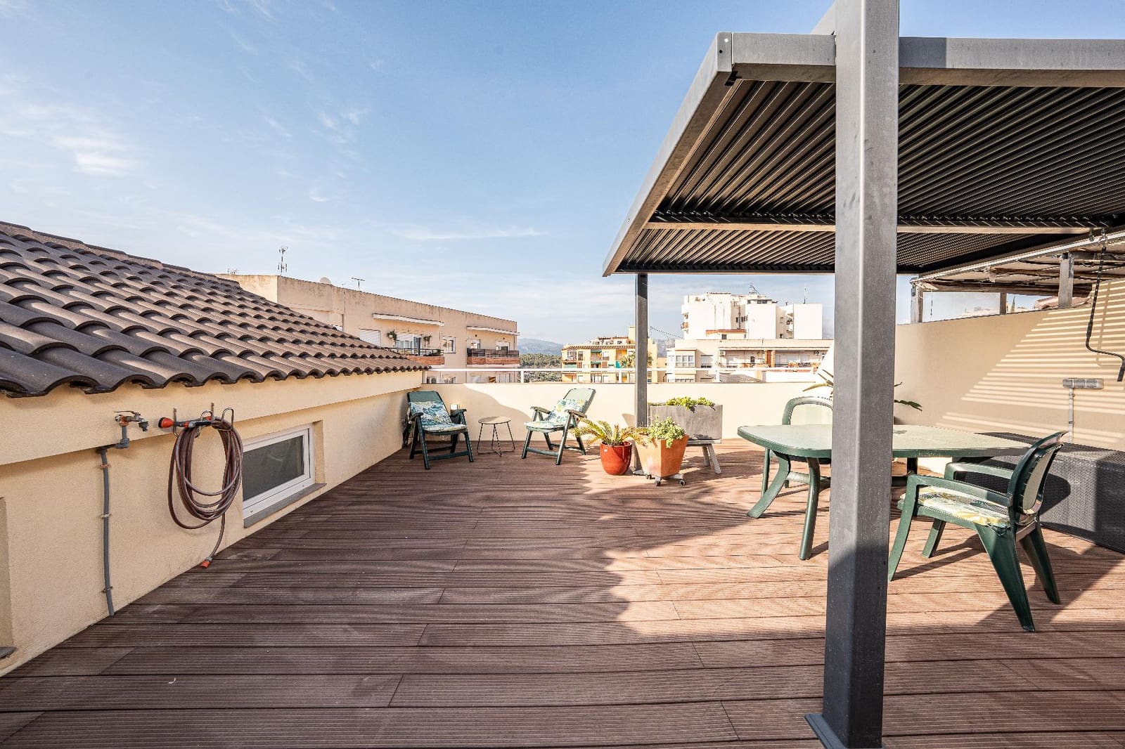 Ático de 3 habitaciones en Polop en venta - 295.000 € (Ref: 9773006)