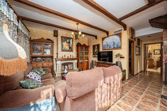 7 soveværelse Villa til salg i Daya Nueva - € 399.900 (Ref: 9778077)