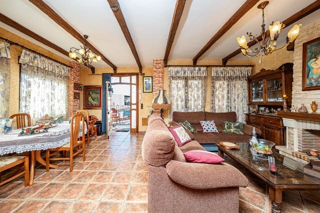 7 soveværelse Villa til salg i Daya Nueva - € 399.900 (Ref: 9778077)