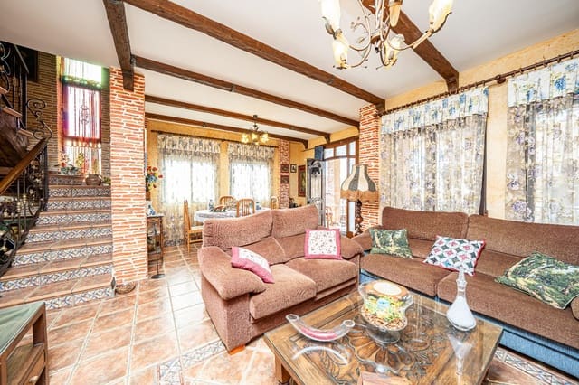 7 soveværelse Villa til salg i Daya Nueva - € 399.900 (Ref: 9778077)