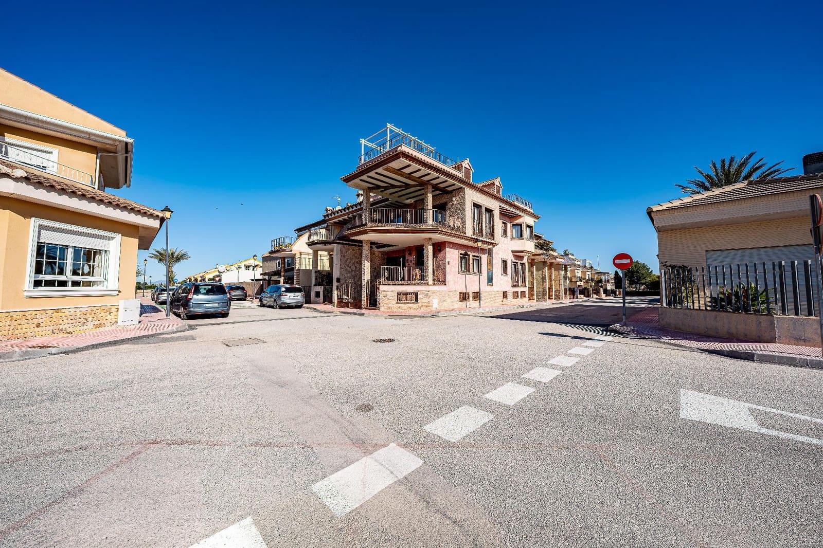 7 soveværelse Villa til salg i Daya Nueva - € 399.900 (Ref: 9778077)