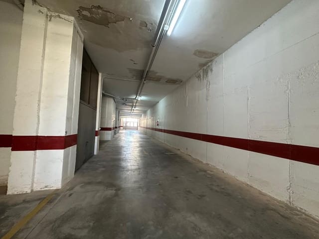 Garaje en Los Europeos, Torrevieja en venta - 39.500 € (Ref: 9780494)