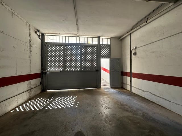 Garaje en Los Europeos, Torrevieja en venta - 39.500 € (Ref: 9780494)