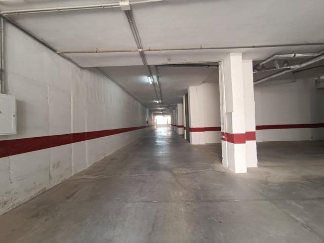 Garaje en Los Europeos, Torrevieja en venta - 39.500 € (Ref: 9780494)
