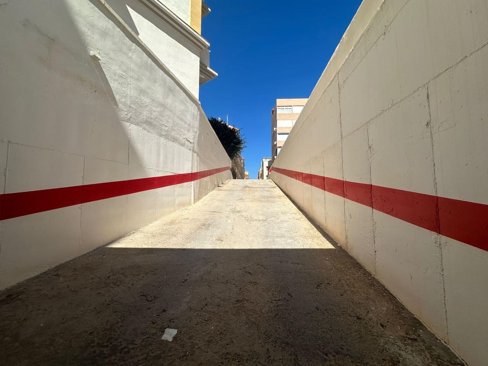 Garage for sale in La Mata - € 39,500 (Ref: 9780494)