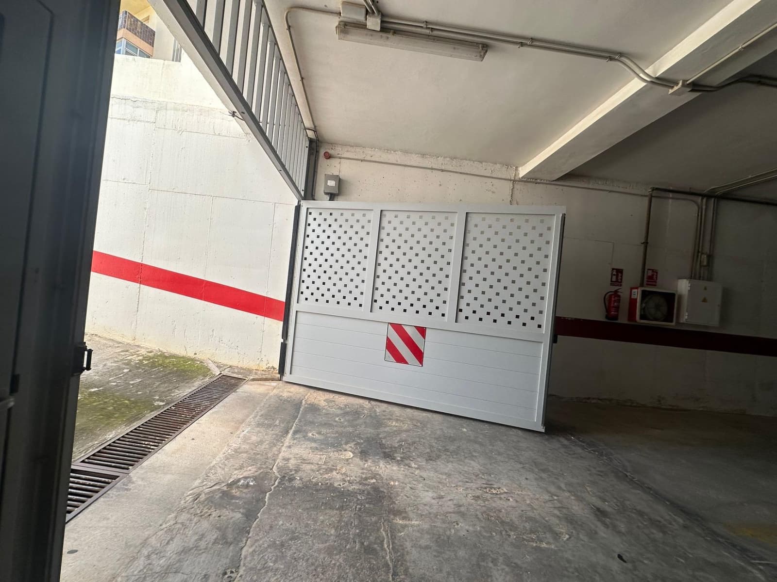 Garage for sale in La Mata - € 39,500 (Ref: 9780494)