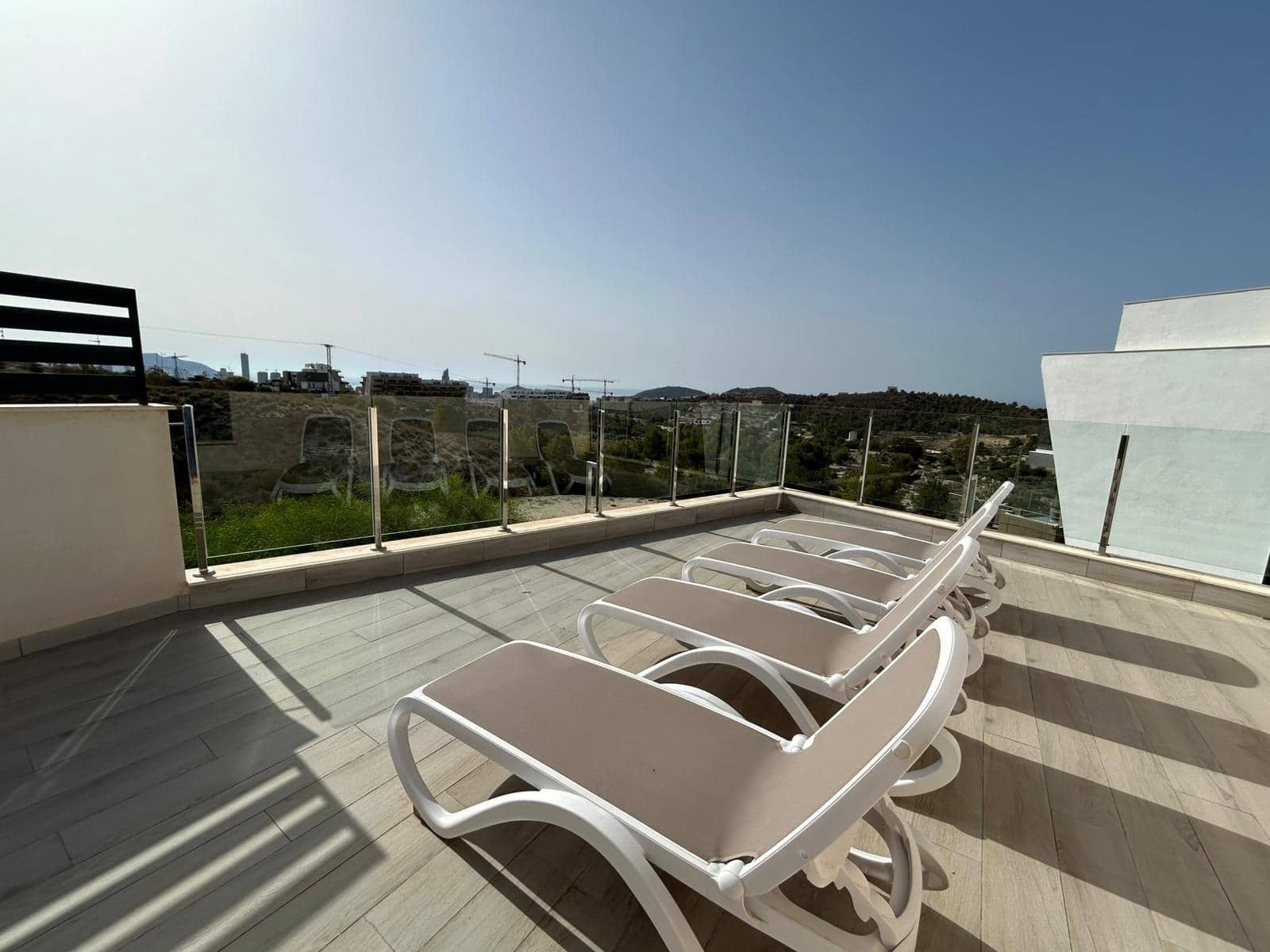 5 sypialnia Willa na sprzedaż w Finestrat z basenem garażem - 1 300 000 € (Ref: 9780496)