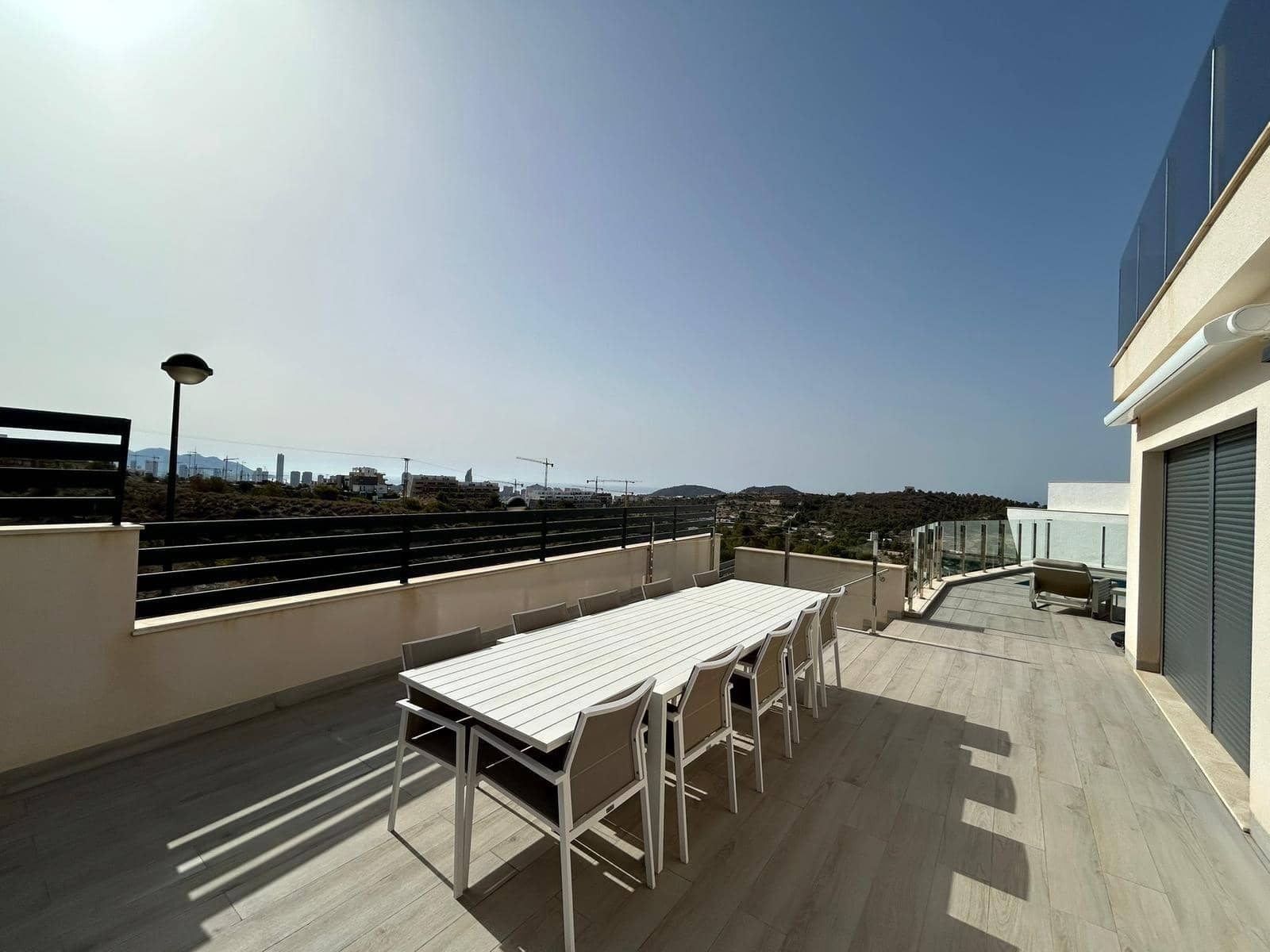 5 sypialnia Willa na sprzedaż w Finestrat z basenem garażem - 1 300 000 € (Ref: 9780496)