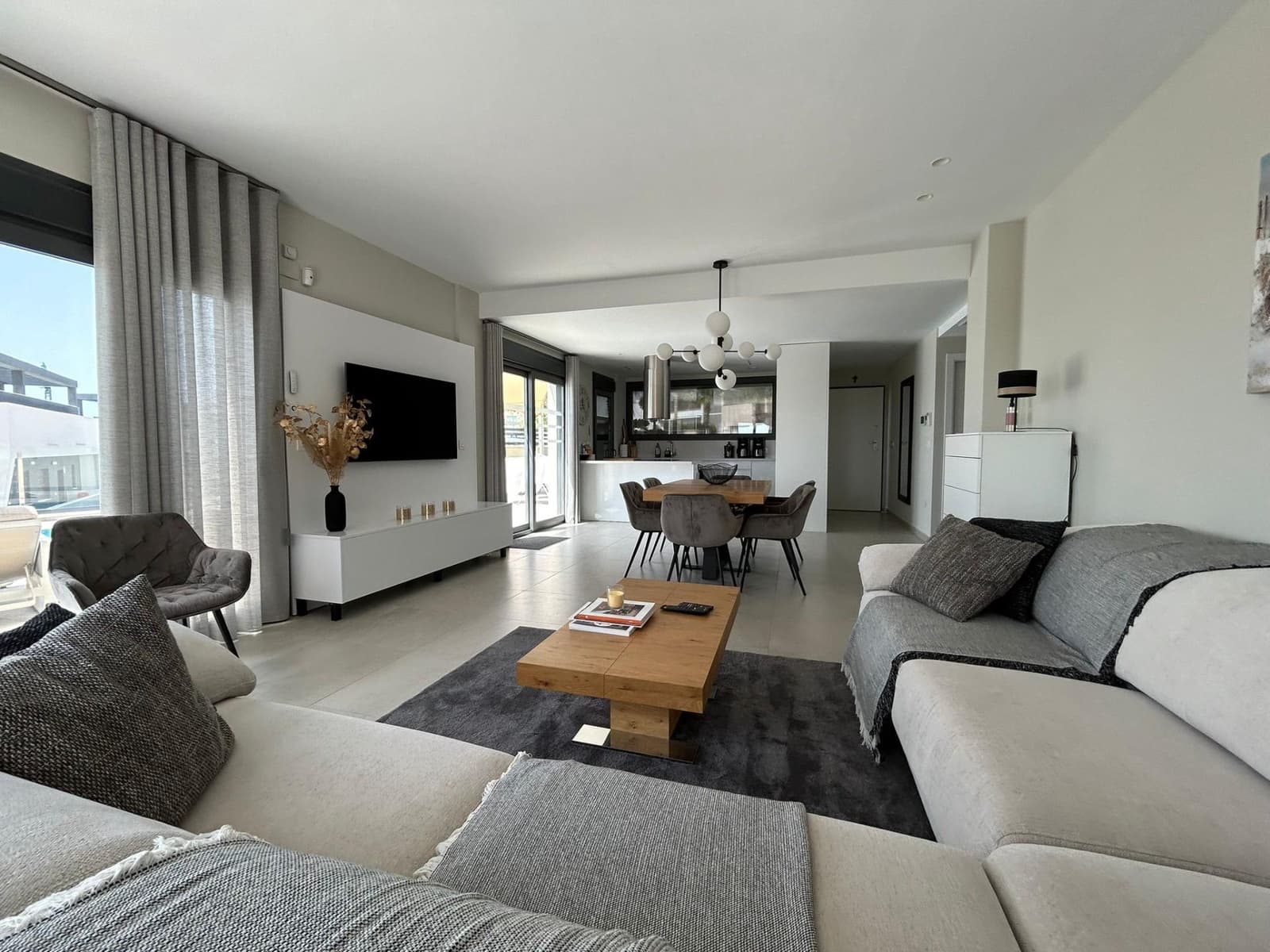 5 sypialnia Willa na sprzedaż w Finestrat z basenem garażem - 1 300 000 € (Ref: 9780496)