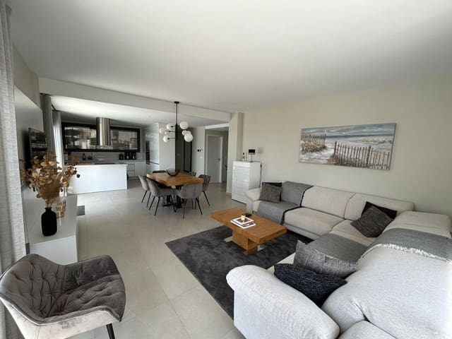 5 sypialnia Willa na sprzedaż w Finestrat z basenem garażem - 1 300 000 € (Ref: 9780496)