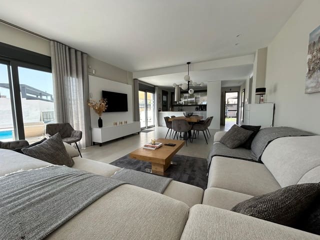 5 sypialnia Willa na sprzedaż w Finestrat z basenem garażem - 1 300 000 € (Ref: 9780496)