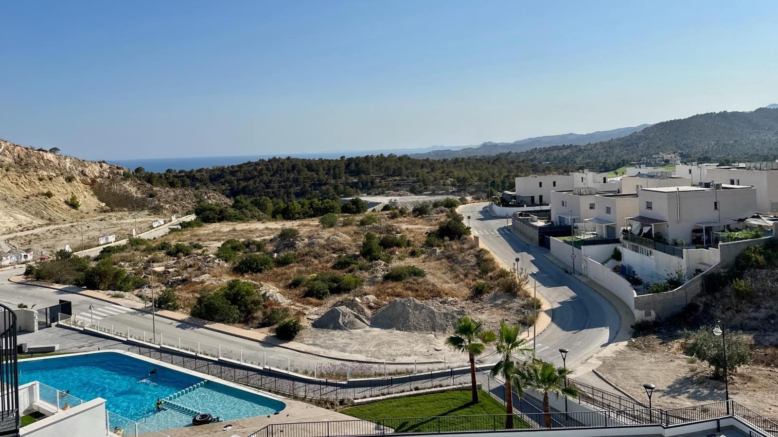 3 bedroom Apartment for rent in Finestrat with pool - € 2,250 (Ref: 9780497)