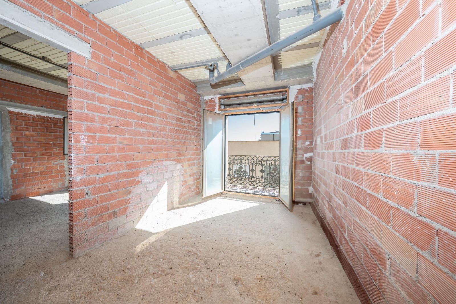 3 slaapkamer Penthouse te koop in Novelda - € 221.000 (Ref: 9783081)