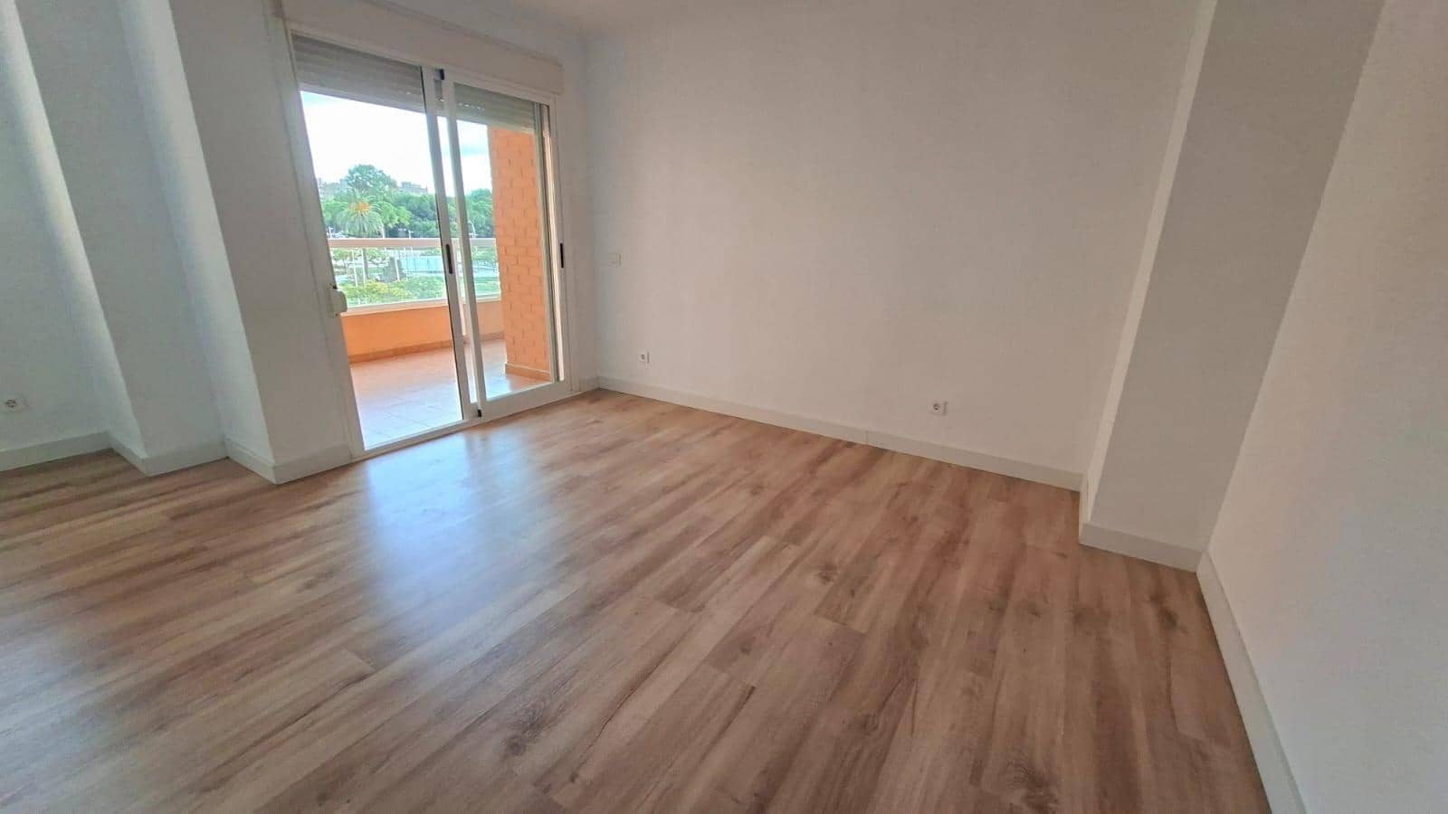 2 chambre Appartement à vendre à Alicante ville - 340 000 € (Ref: 9788365)