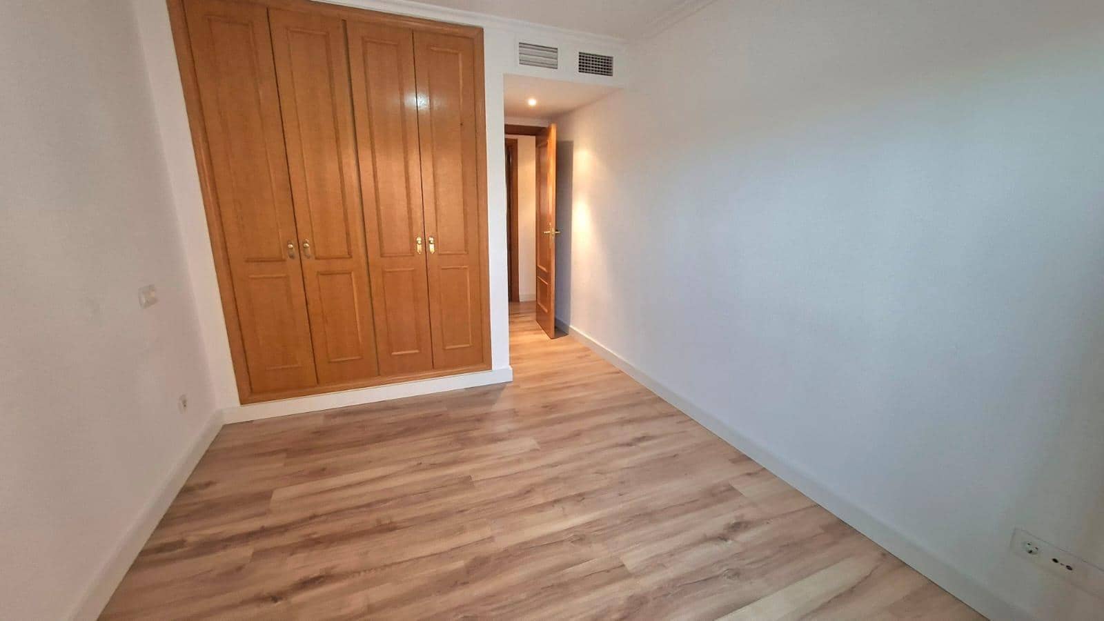 2 chambre Appartement à vendre à Alicante ville - 340 000 € (Ref: 9788365)