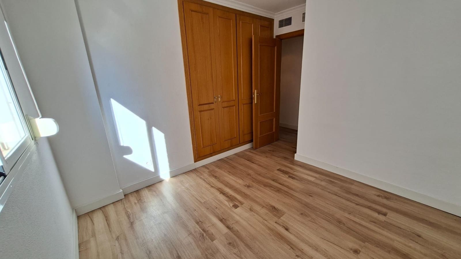 2 chambre Appartement à vendre à Alicante ville - 340 000 € (Ref: 9788365)