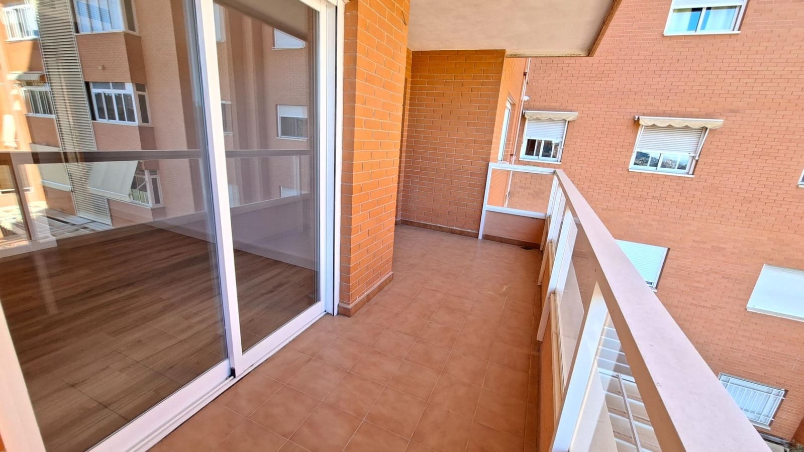 2 chambre Appartement à vendre à Alicante ville - 340 000 € (Ref: 9788365)