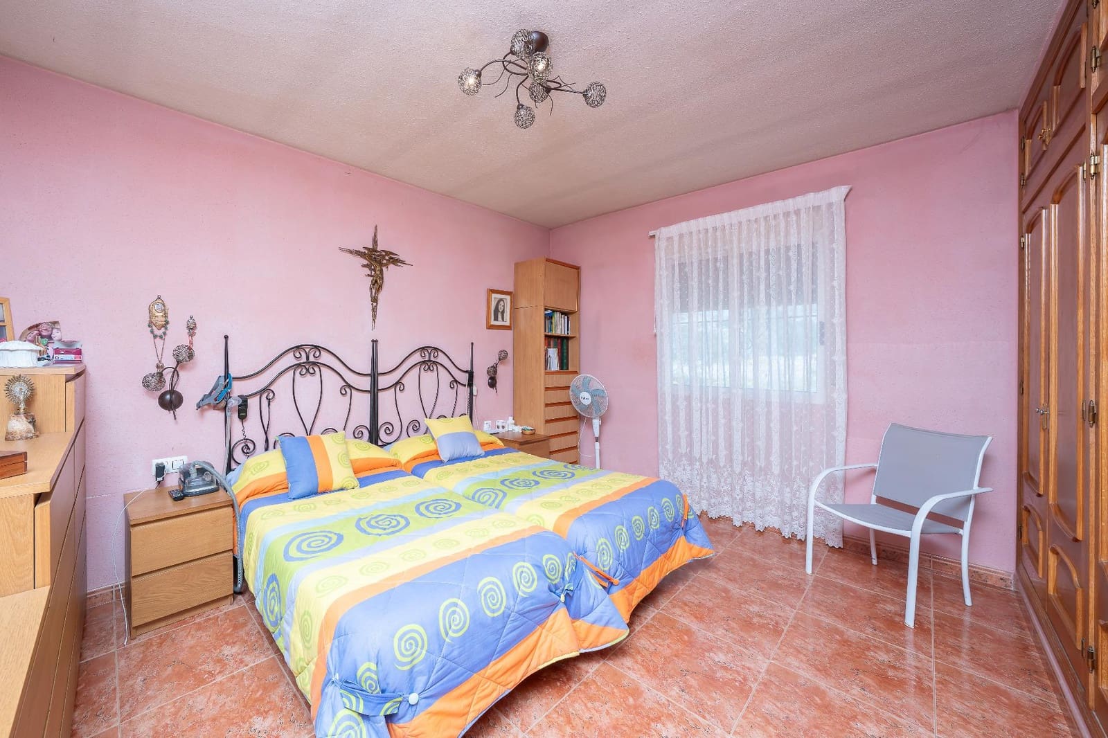 2 slaapkamer Villa te koop in Alicante stad met zwembad garage - € 290.000 (Ref: 9797046)