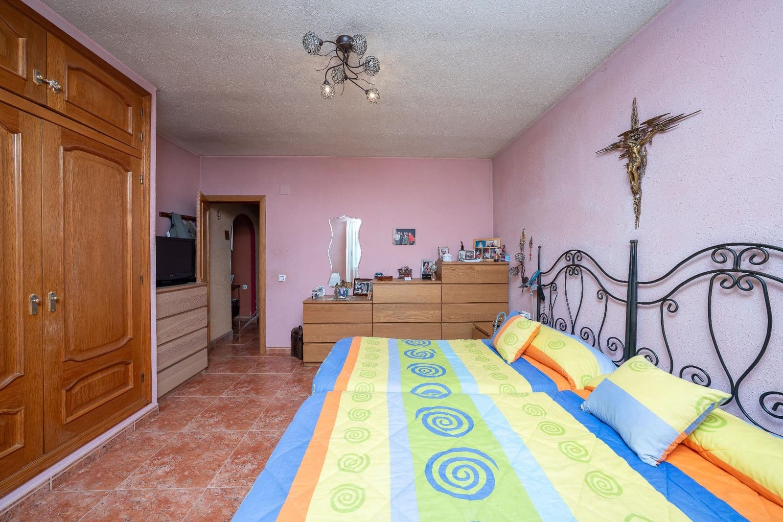 2 slaapkamer Villa te koop in Alicante stad met zwembad garage - € 290.000 (Ref: 9797046)
