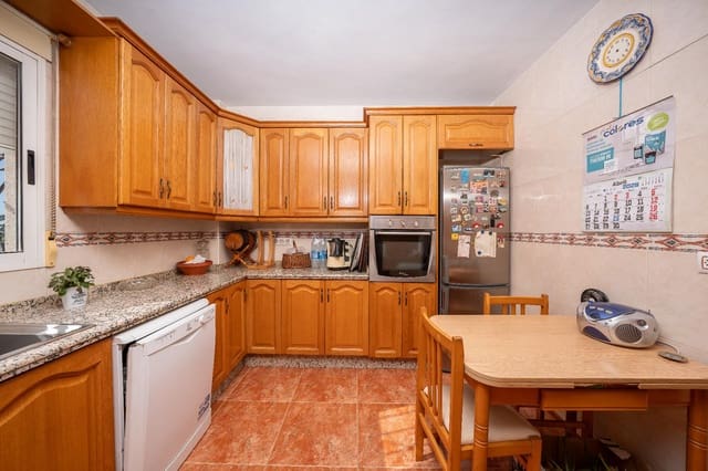 2 chambre Villa/Maison à vendre à Alicante ville avec piscine garage - 290 000 € (Ref: 9797046)