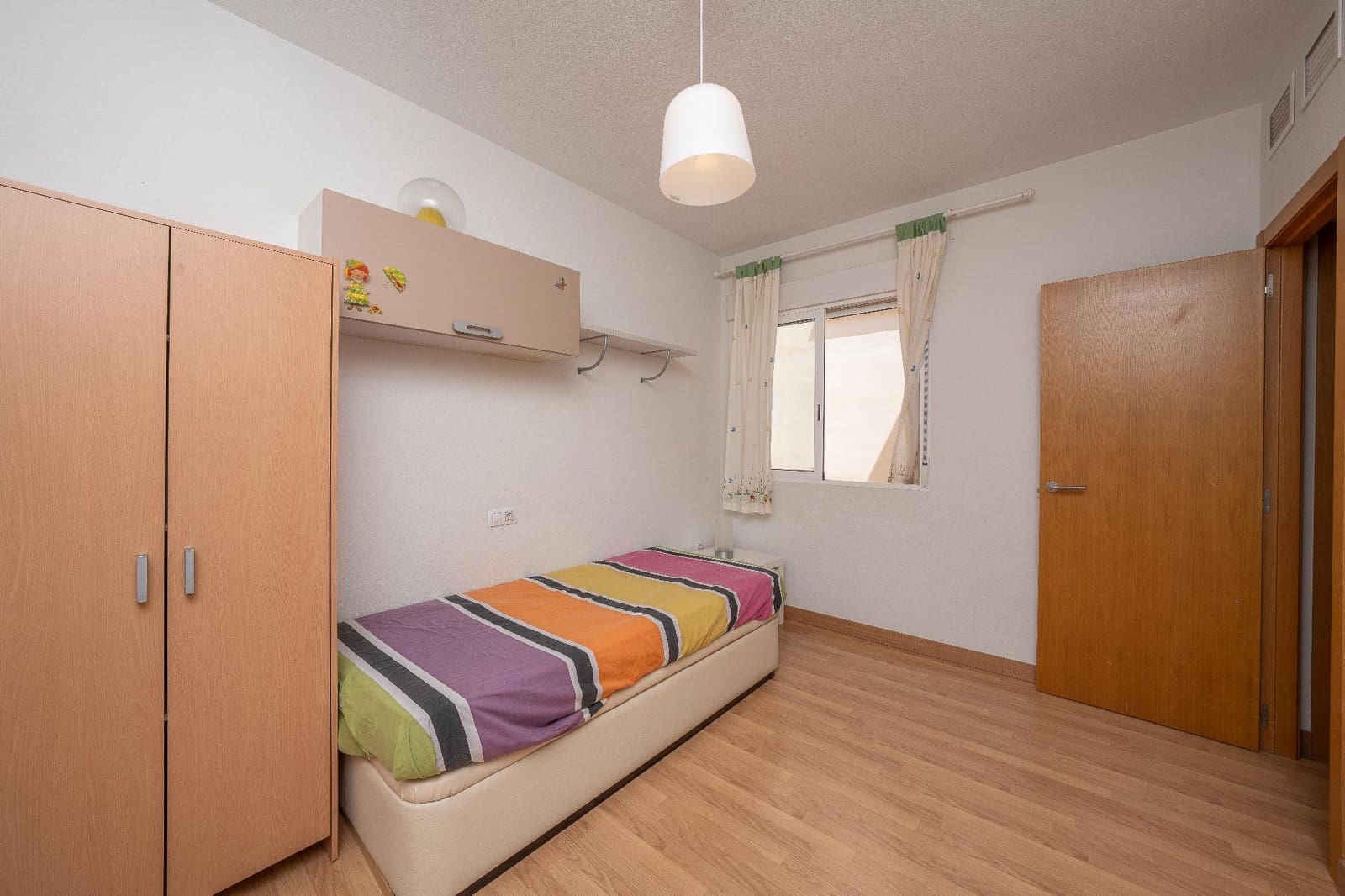 3 sovrum Lägenhet till salu i Aspe med garage - 199 900 € (Ref: 9799184)