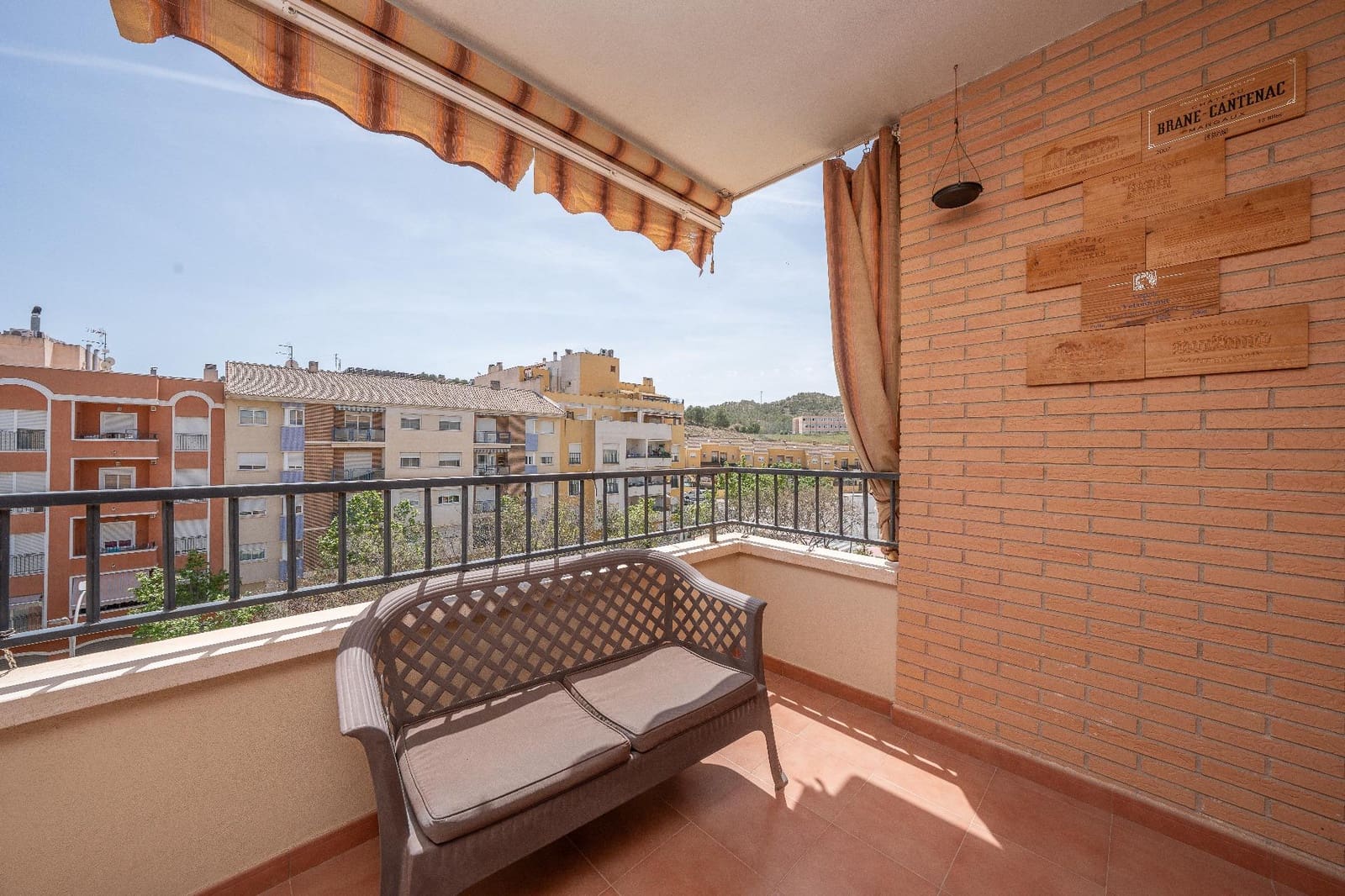 3 sovrum Lägenhet till salu i Aspe med garage - 199 900 € (Ref: 9799184)