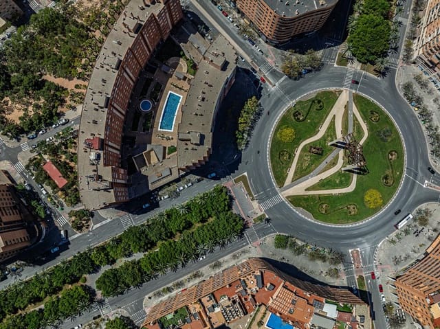 2 sypialnia Mieszkanie na sprzedaż w Miasto Alicante / Alacant z basenem garażem - 279 900 € (Ref: 9799185)