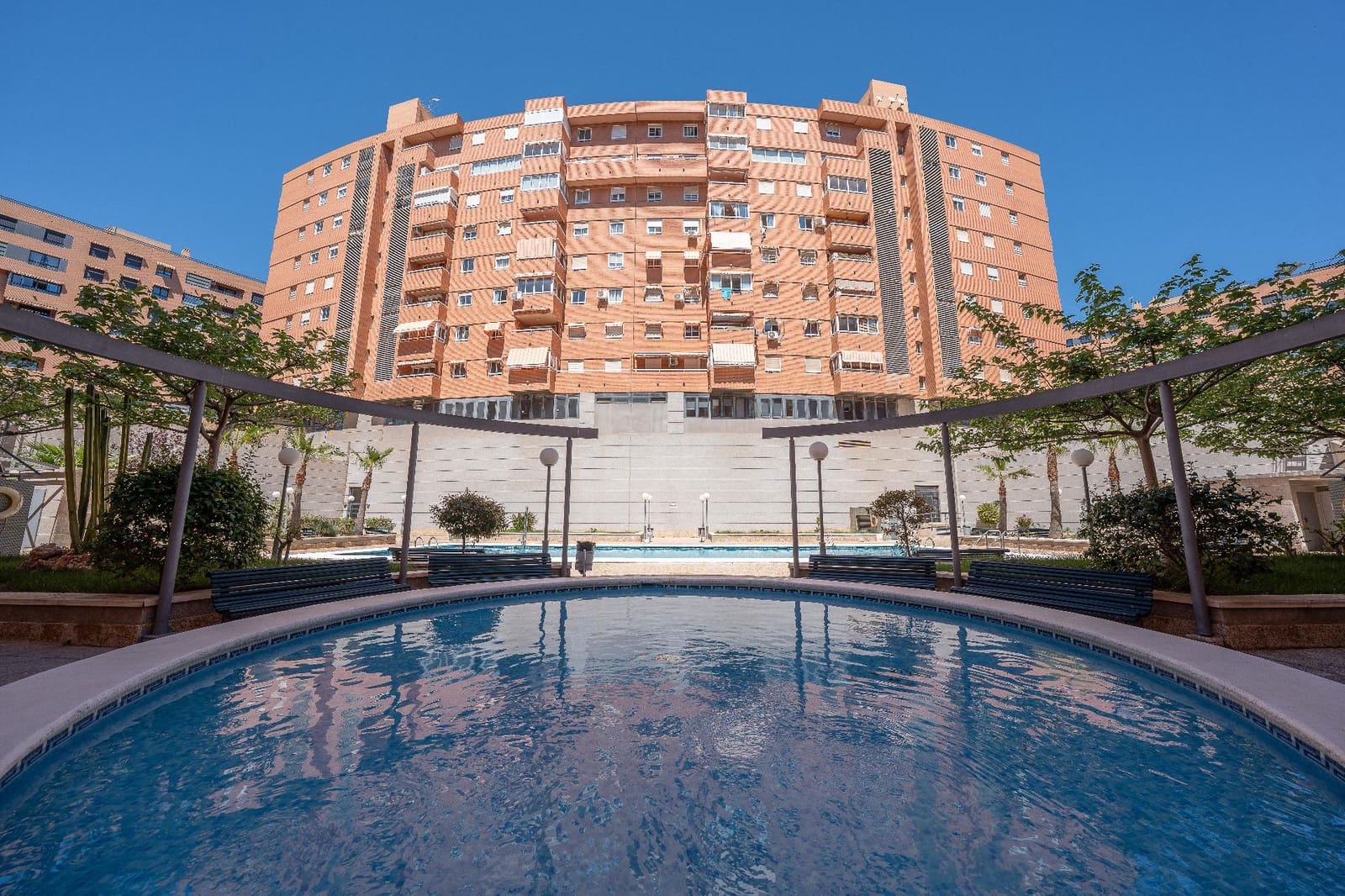 Piso de 2 habitaciones en Alicante / Alacant ciudad en venta con piscina garaje - 279.900 € (Ref: 9799185)