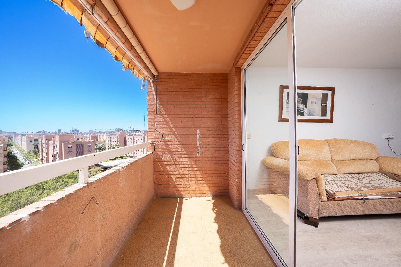 Piso de 2 habitaciones en Alicante / Alacant ciudad en venta con piscina garaje - 279.900 € (Ref: 9799185)
