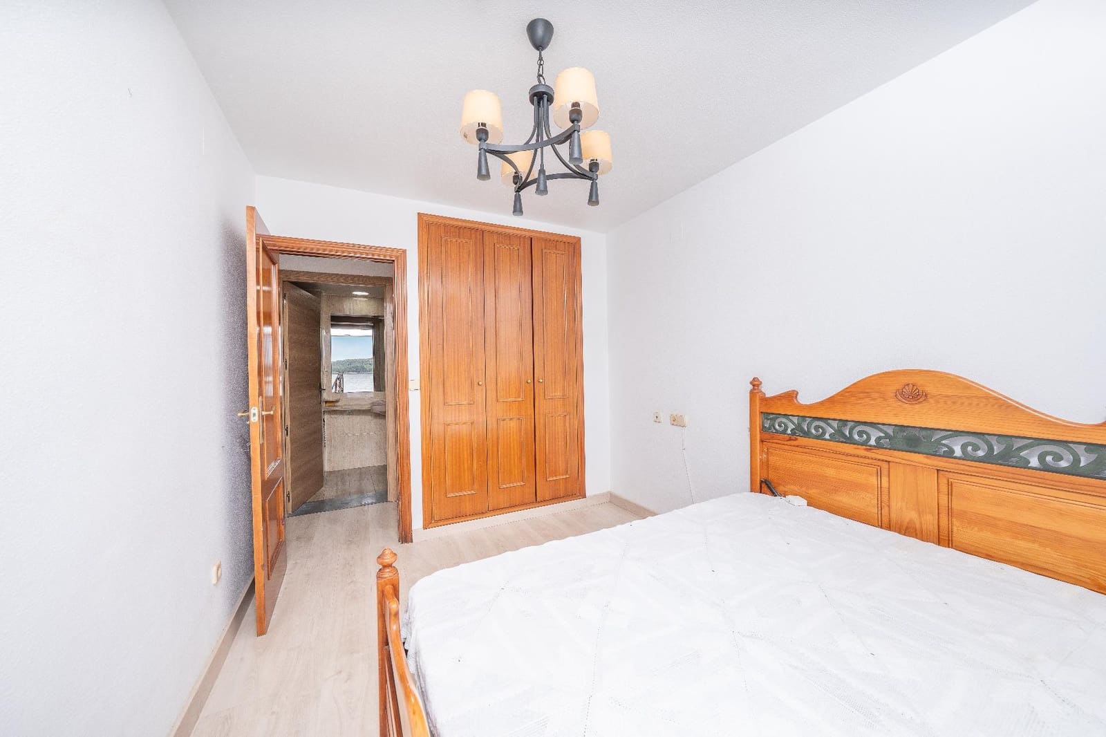 Piso de 2 habitaciones en Alicante / Alacant ciudad en venta con piscina garaje - 279.900 € (Ref: 9799185)