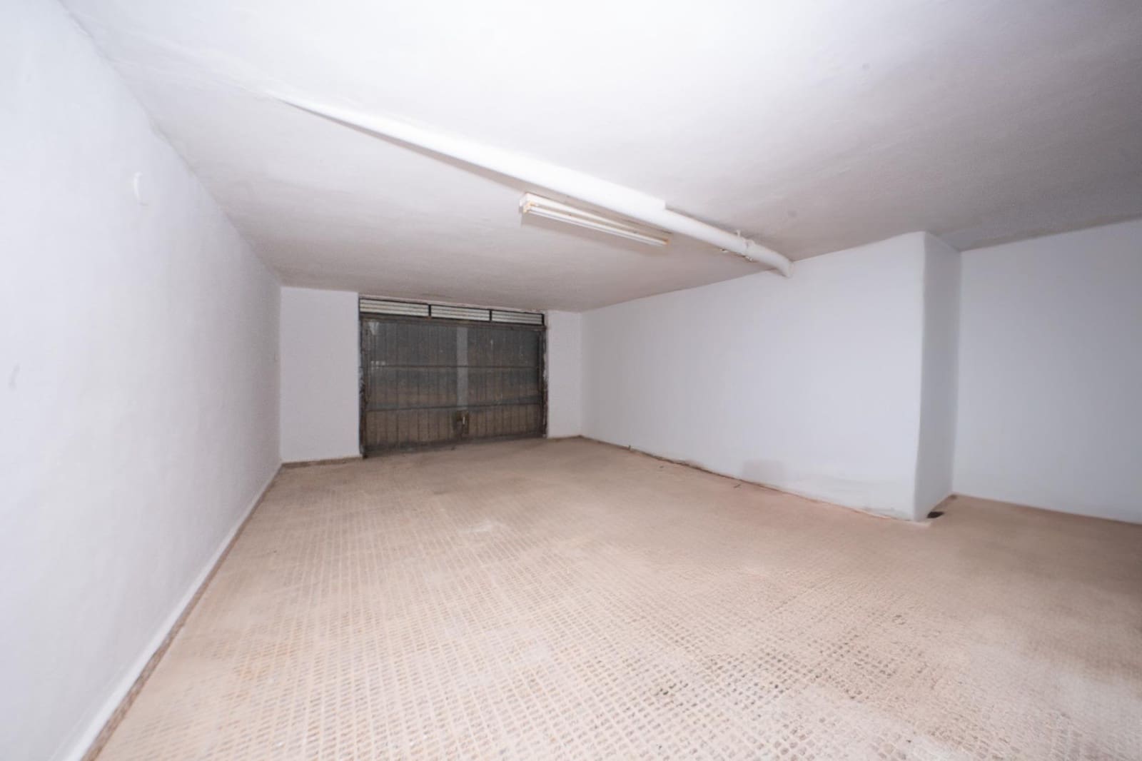 Chalet de 4 habitaciones en Elche / Elx en venta con piscina garaje - 550.000 € (Ref: 9799200)