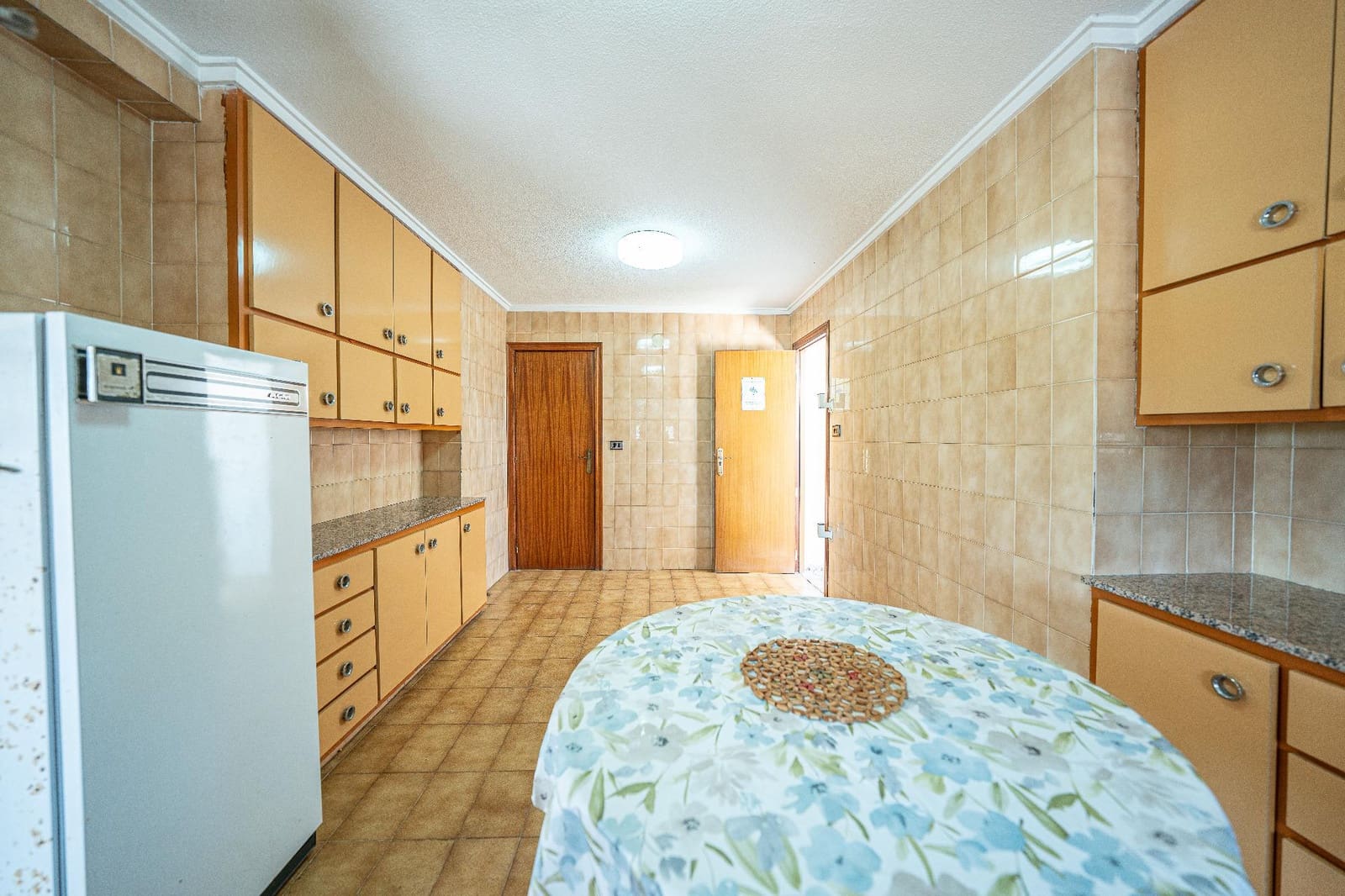 Chalet de 4 habitaciones en Elche / Elx en venta con piscina garaje - 550.000 € (Ref: 9799200)