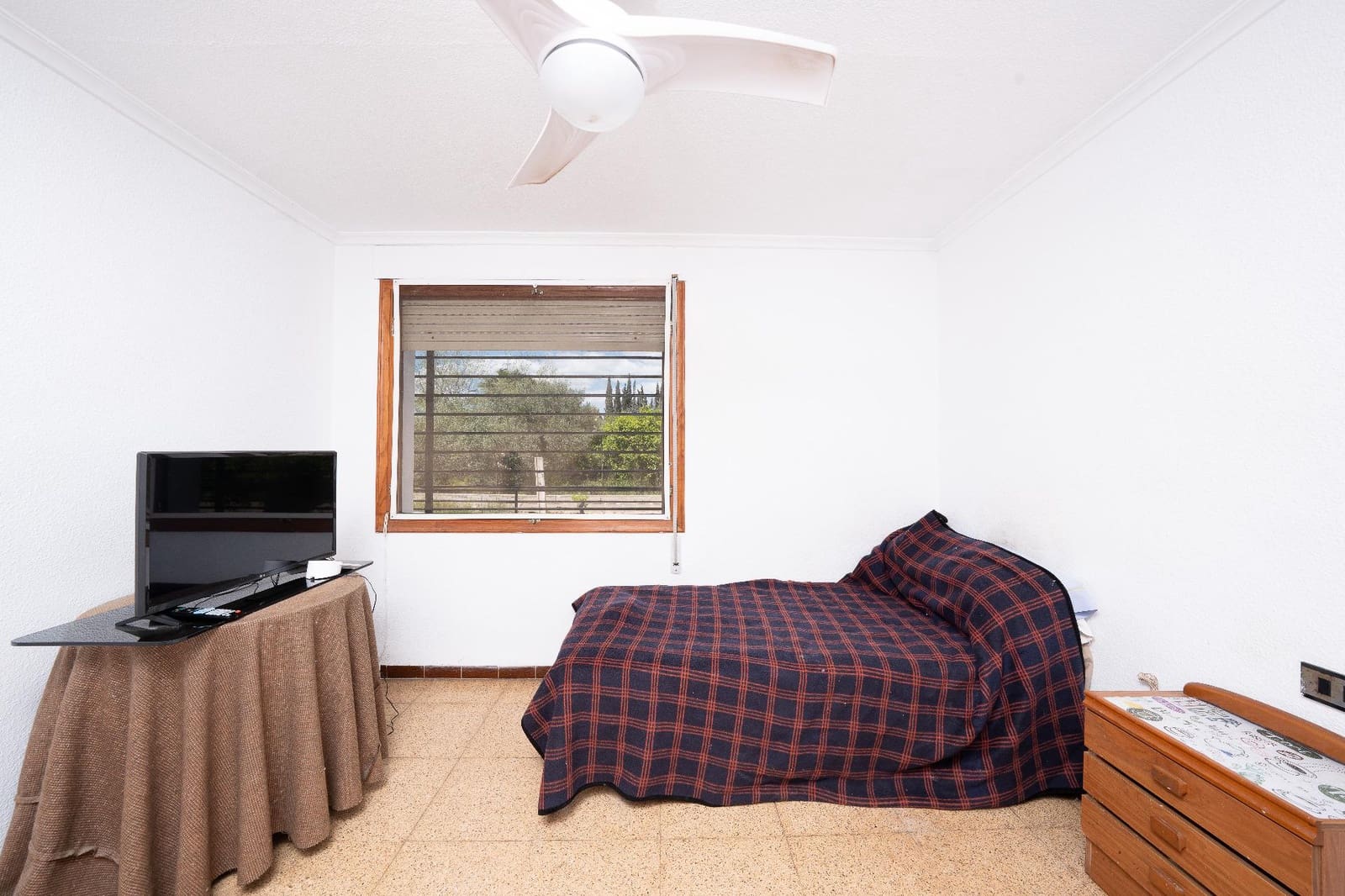 Chalet de 4 habitaciones en Elche / Elx en venta con piscina garaje - 550.000 € (Ref: 9799200)