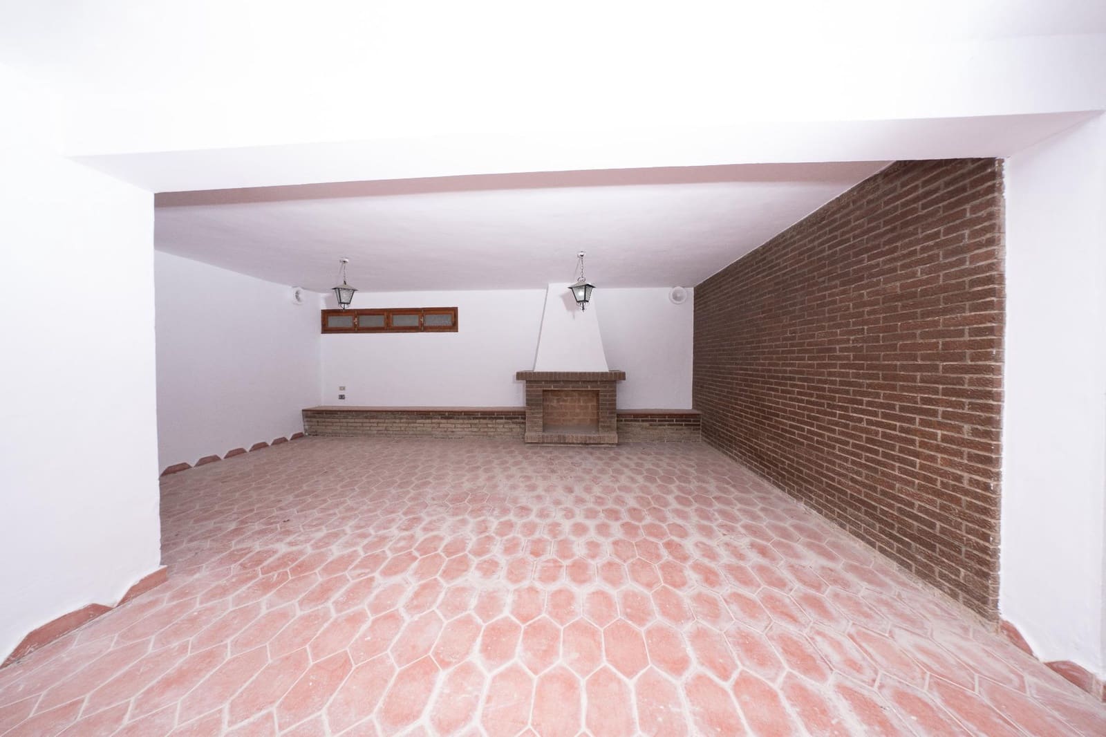 Chalet de 4 habitaciones en Elche / Elx en venta con piscina garaje - 550.000 € (Ref: 9799200)