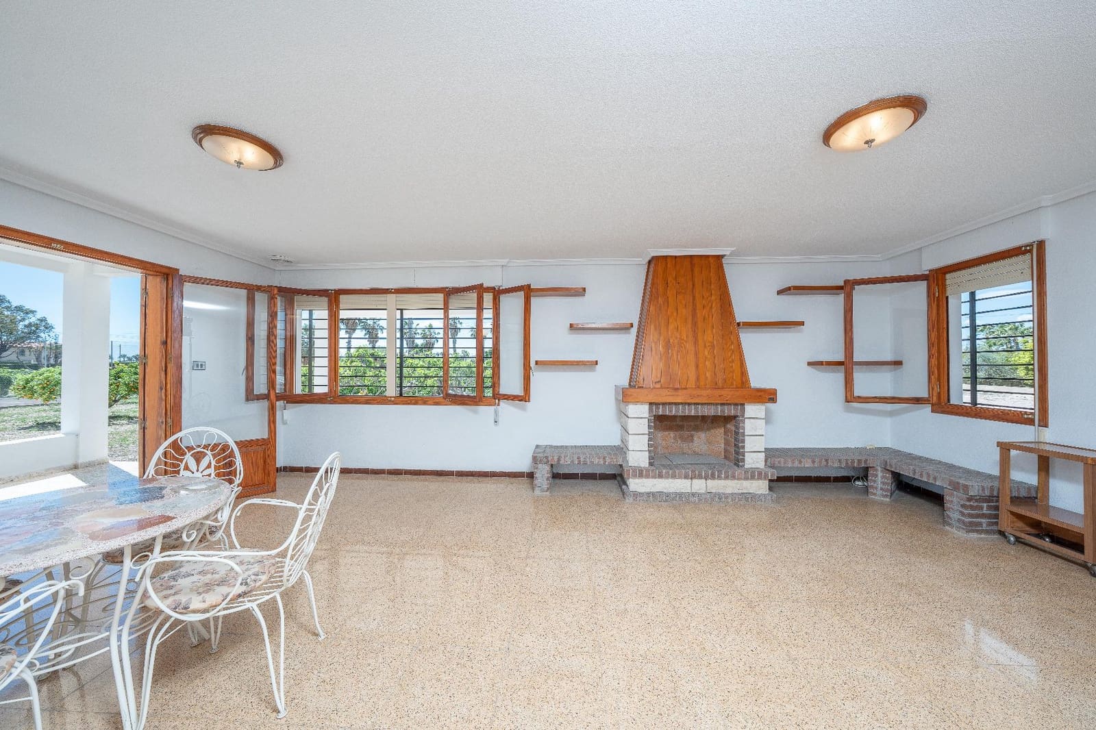 Chalet de 4 habitaciones en Elche / Elx en venta con piscina garaje - 550.000 € (Ref: 9799200)