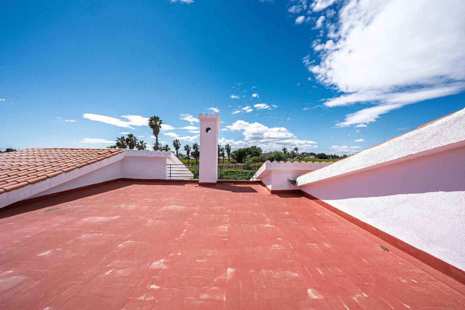 Chalet de 4 habitaciones en Elche / Elx en venta con piscina garaje - 550.000 € (Ref: 9799200)