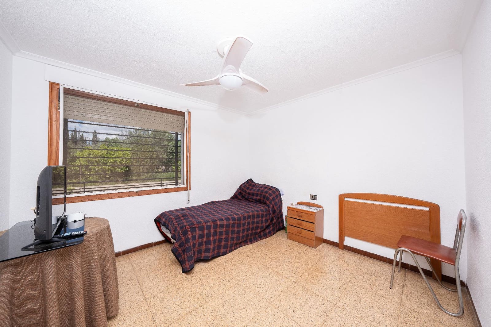 Chalet de 4 habitaciones en Elche / Elx en venta con piscina garaje - 550.000 € (Ref: 9799200)