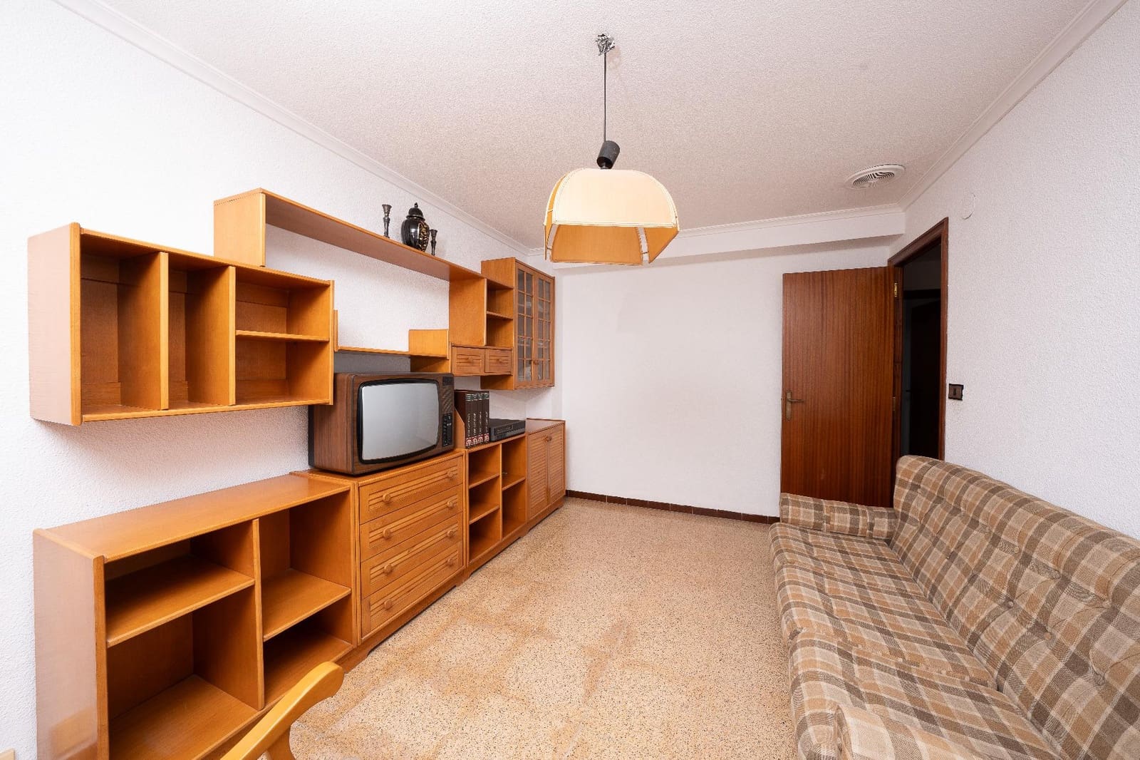 Chalet de 4 habitaciones en Elche / Elx en venta con piscina garaje - 550.000 € (Ref: 9799200)