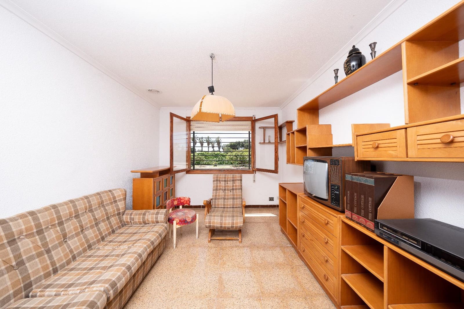 Chalet de 4 habitaciones en Elche / Elx en venta con piscina garaje - 550.000 € (Ref: 9799200)