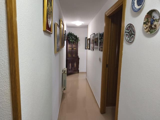 4 soverom Leilighet til salgs i Alicante by med svømmebasseng garasje - € 375 000 (Ref: 9806432)