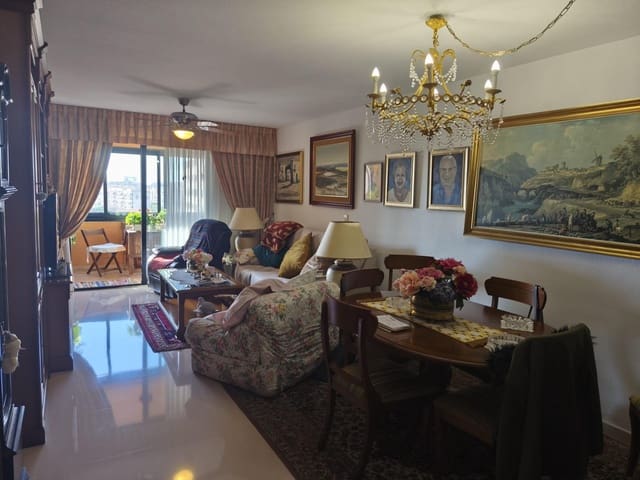 4 soverom Leilighet til salgs i Alicante by med svømmebasseng garasje - € 375 000 (Ref: 9806432)