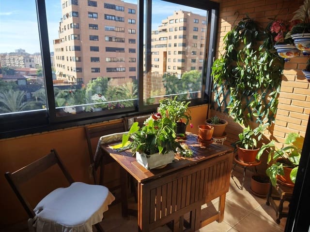 4 soverom Leilighet til salgs i Alicante by med svømmebasseng garasje - € 375 000 (Ref: 9806432)