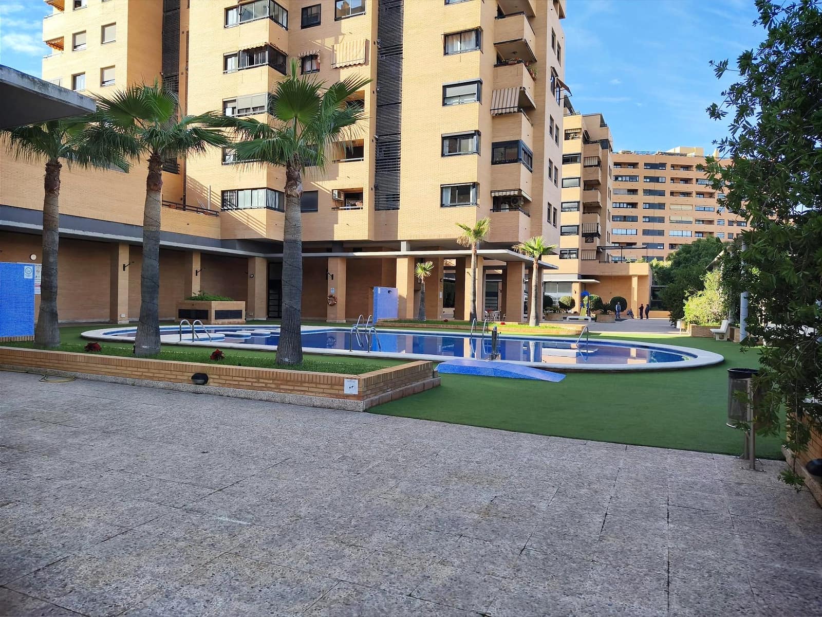 4 soverom Leilighet til salgs i Alicante by med svømmebasseng garasje - € 375 000 (Ref: 9806432)