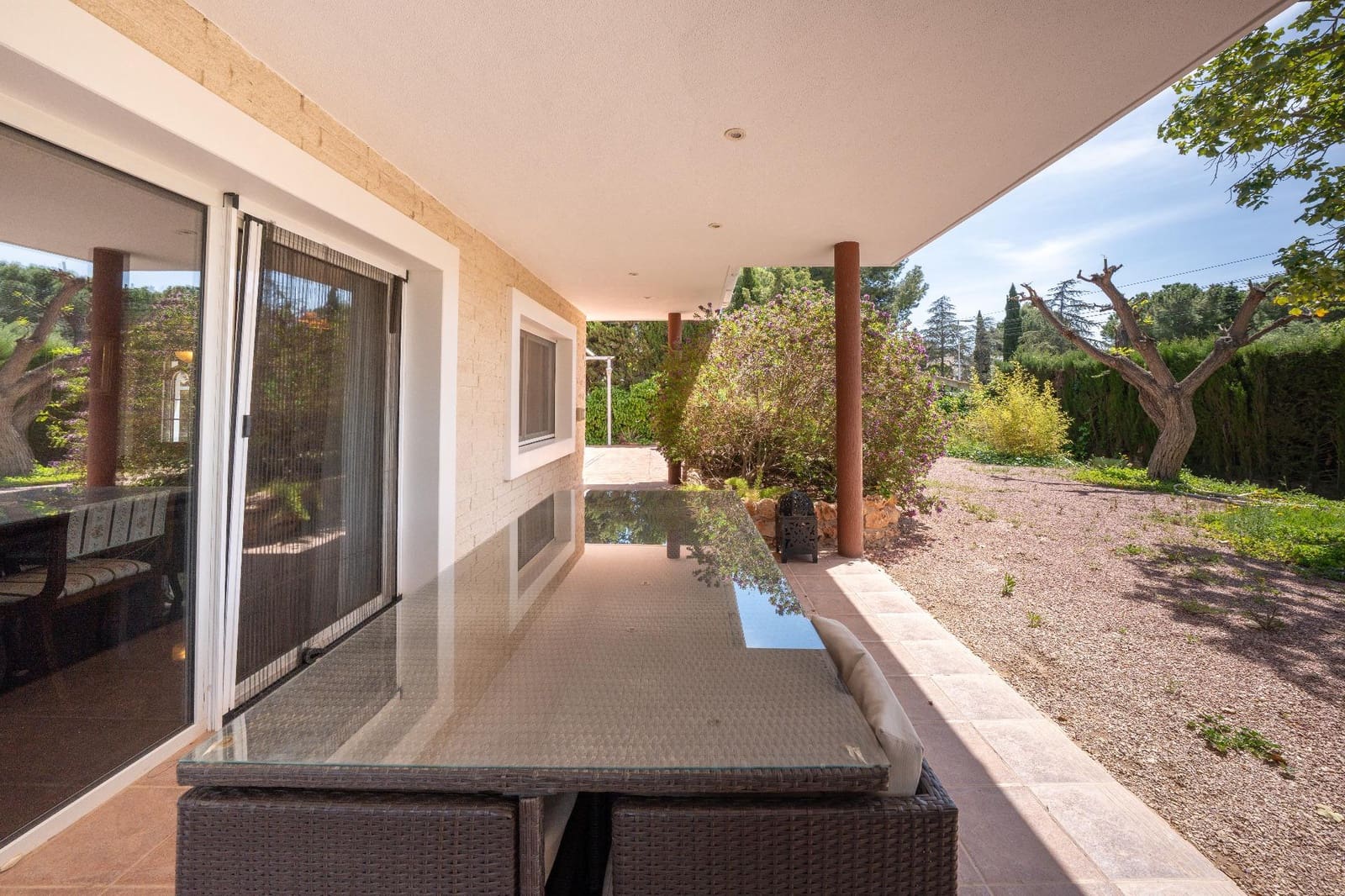 4 bedroom Villa for sale in Petrel / Petrer with pool garage - € 420,000 (Ref: 9806433)
