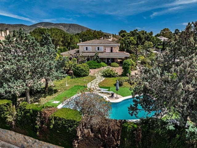 4 soverom Villa til salgs i Petrel / Petrer med svømmebasseng garasje - € 420 000 (Ref: 9806433)
