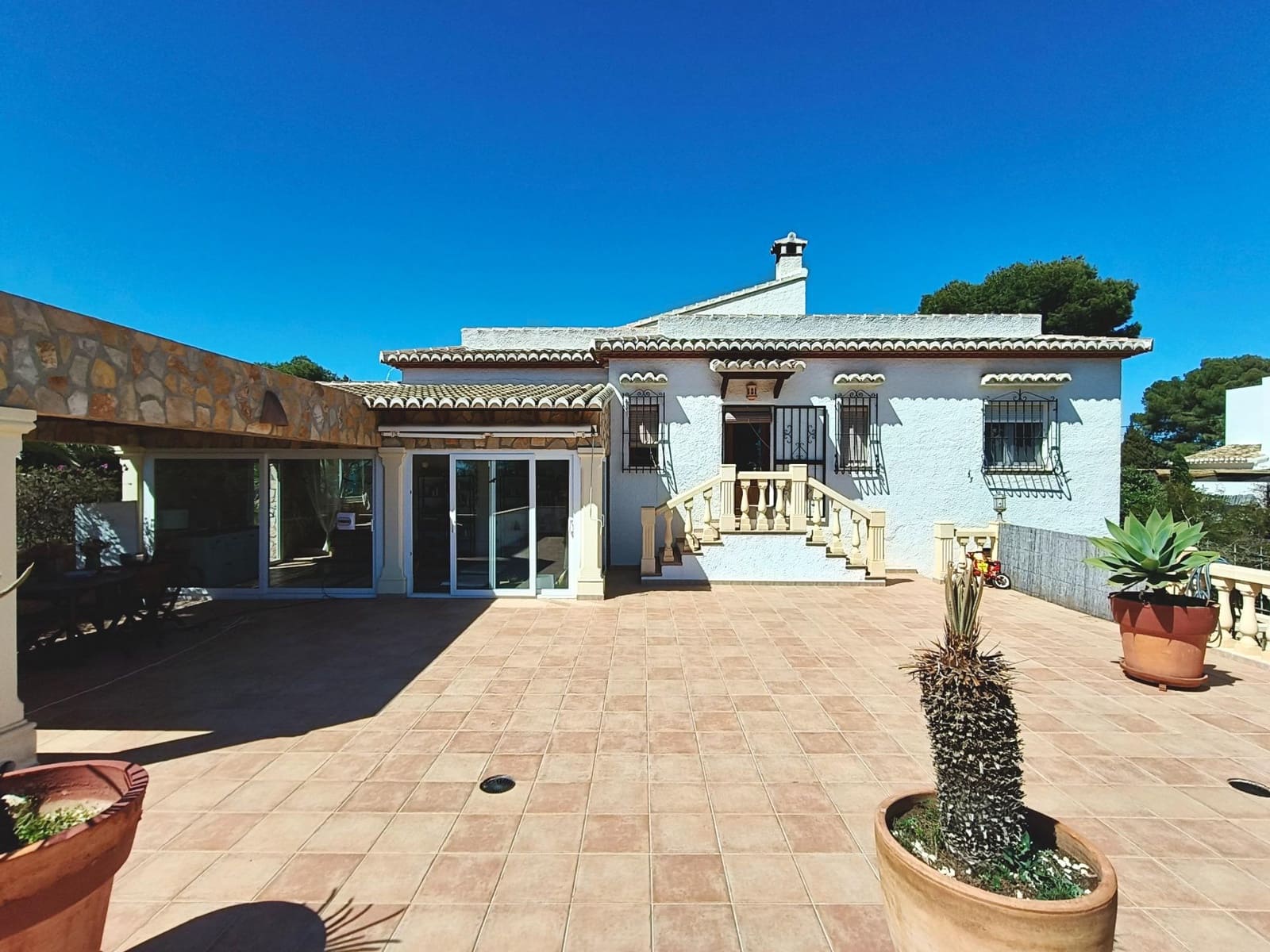 5 sovrum Villa till salu i Javea / Xabia med pool garage - 895 000 € (Ref: 9807894)