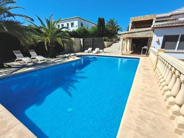 5 sovrum Villa till salu i Javea / Xàbia med pool garage - 895 000 € (Ref: 9807894)