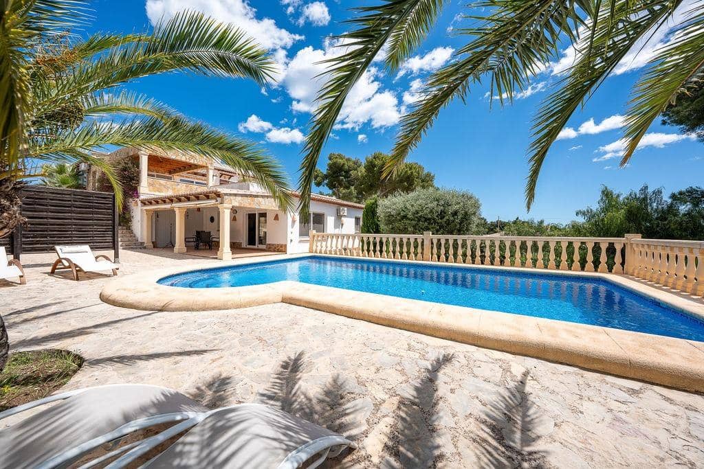 5 Zimmer Villa zu verkaufen in Javea / Xabia mit Pool Garage - 895.000 € (Ref: 9807894)