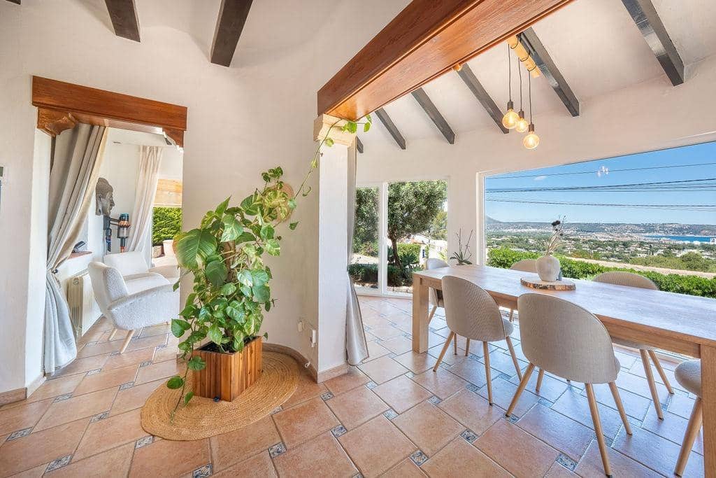 5 Zimmer Villa zu verkaufen in Javea / Xabia mit Pool Garage - 895.000 € (Ref: 9807894)