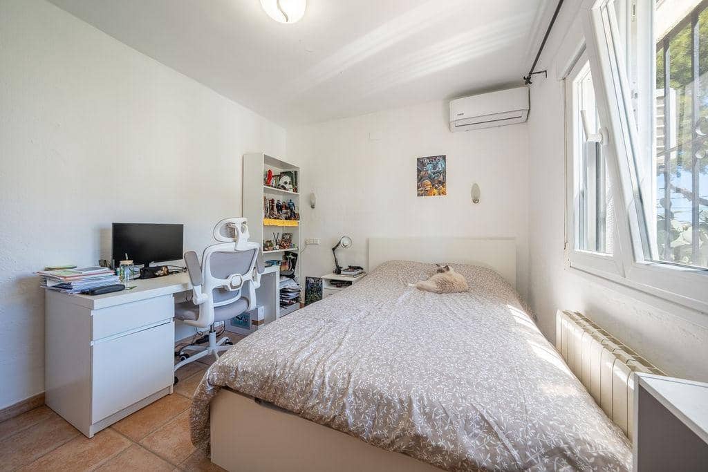 5 Zimmer Villa zu verkaufen in Javea / Xabia mit Pool Garage - 895.000 € (Ref: 9807894)